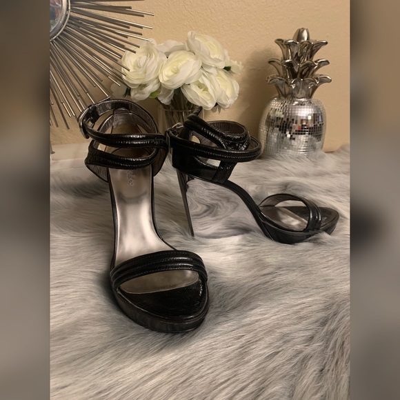 Marciano ankle strap wedge heel Size 8 1/2 - Picture 4 of 4